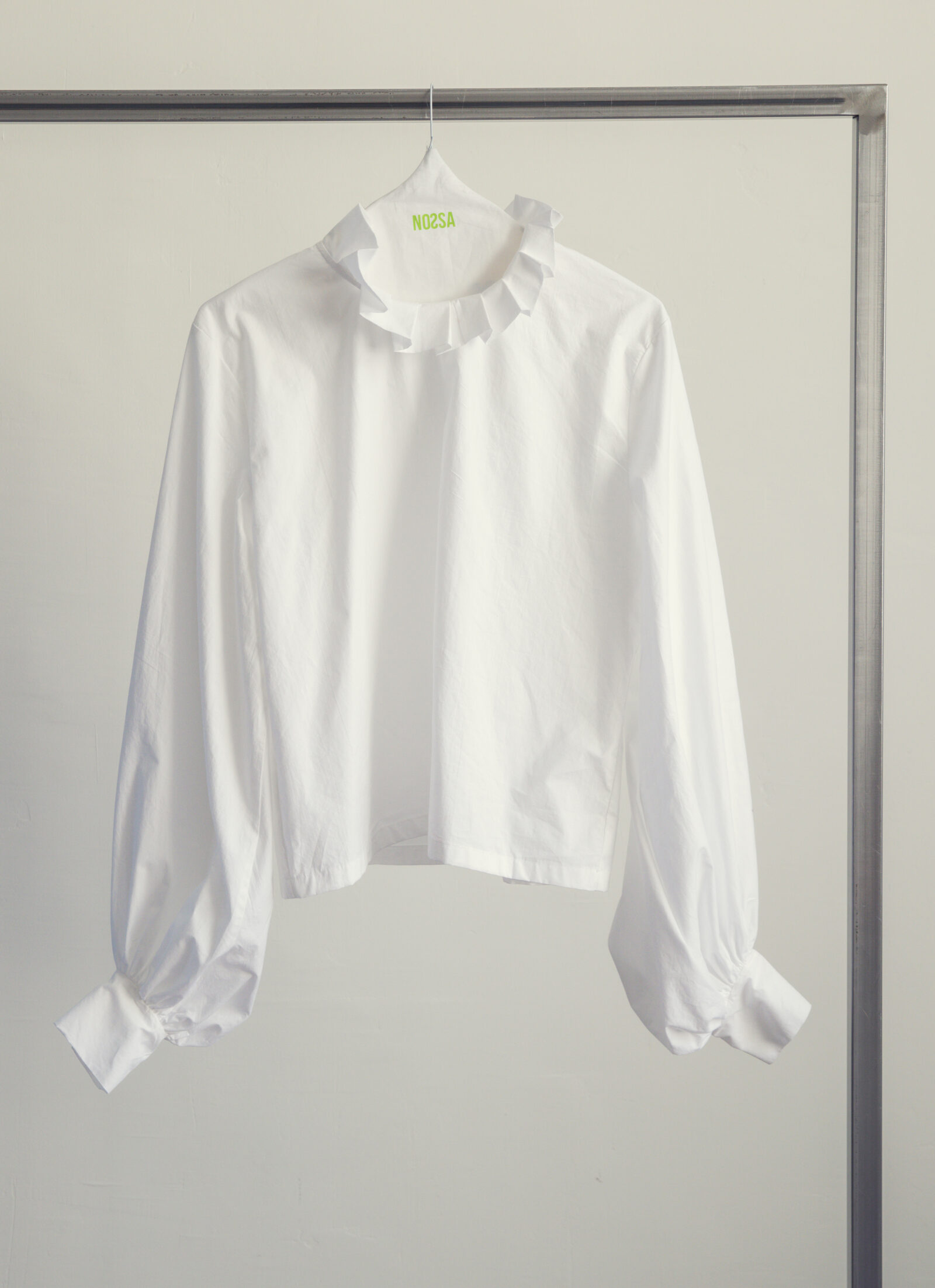 Camicia Nossa, etichetta interna